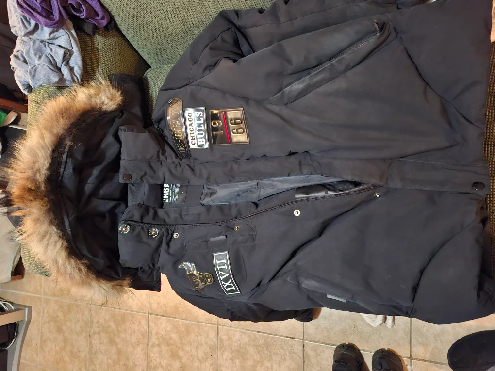 Chicago Bulls NBA Winter Jacket image indicator(2)
