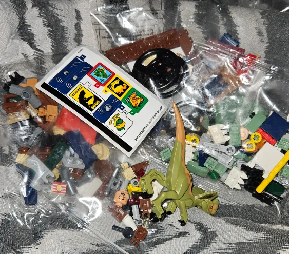 LEGO Jurassic World -  75934 -  Drone Attack image indicator(2)