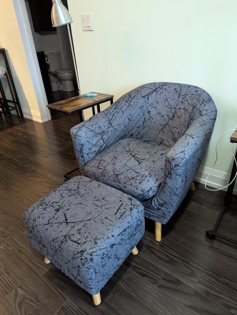 Armchair and Ottoman - photo 2