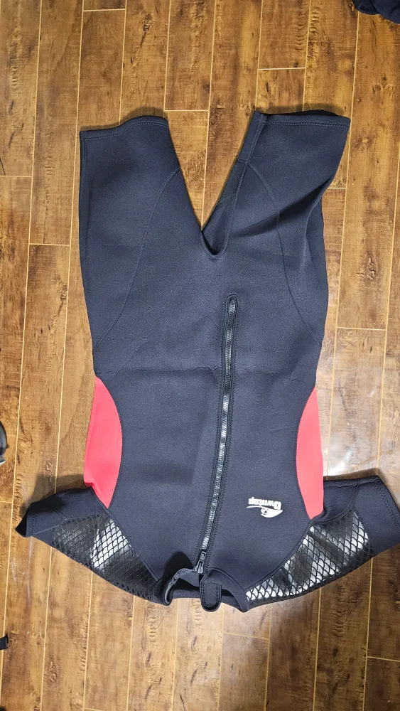 Neoprene Shorty Wetsuit thumbnail