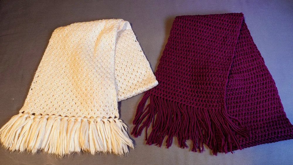 Purple and White Hand-knitted Scarves image indicator(2)