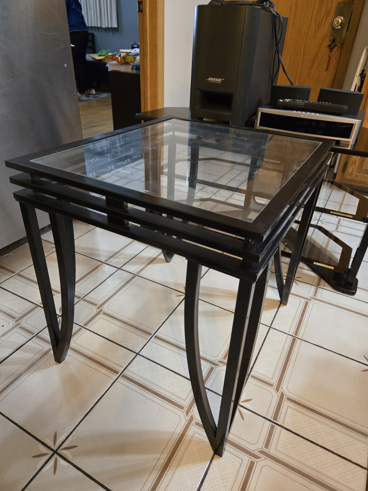 Black Glass Top End Table - photo 3