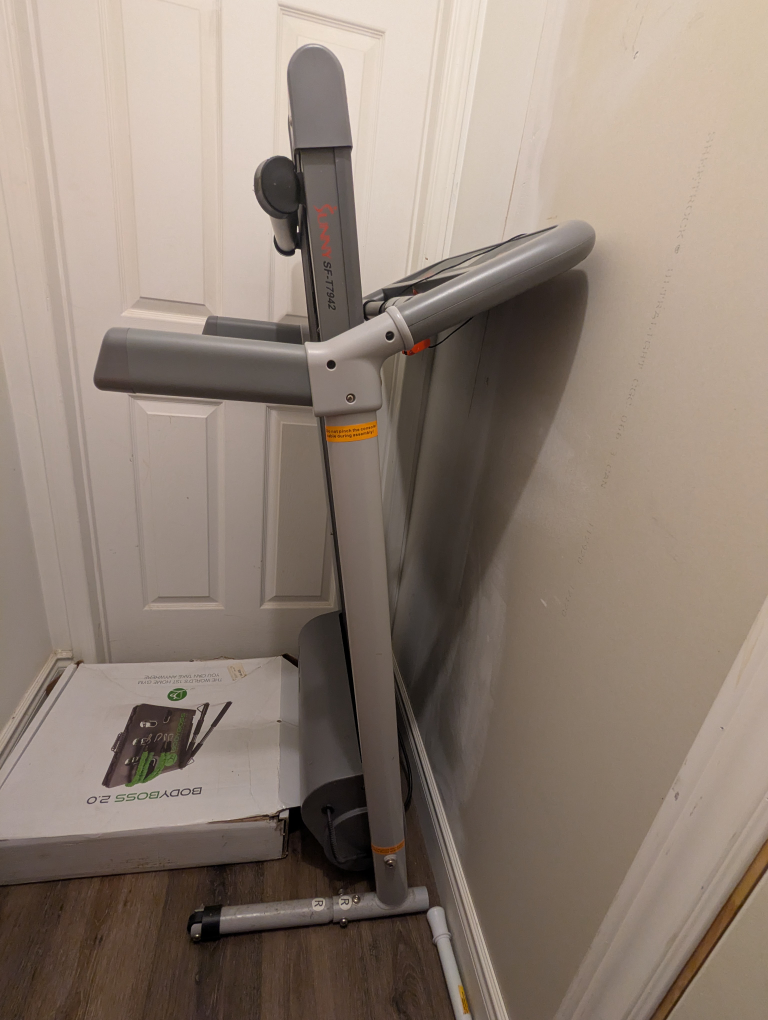 Treadmill- read description