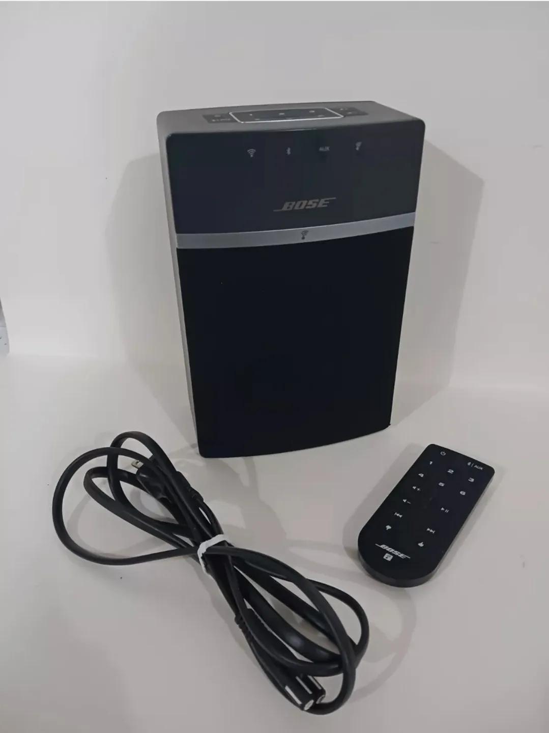 Bose SoundTouch 10 Wireless Speaker thumbnail