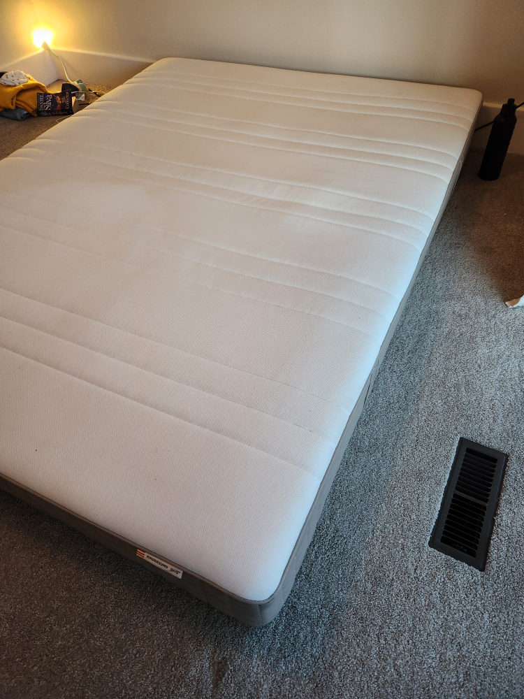 IKEA Haugesund Queen size Mattress - photo 5