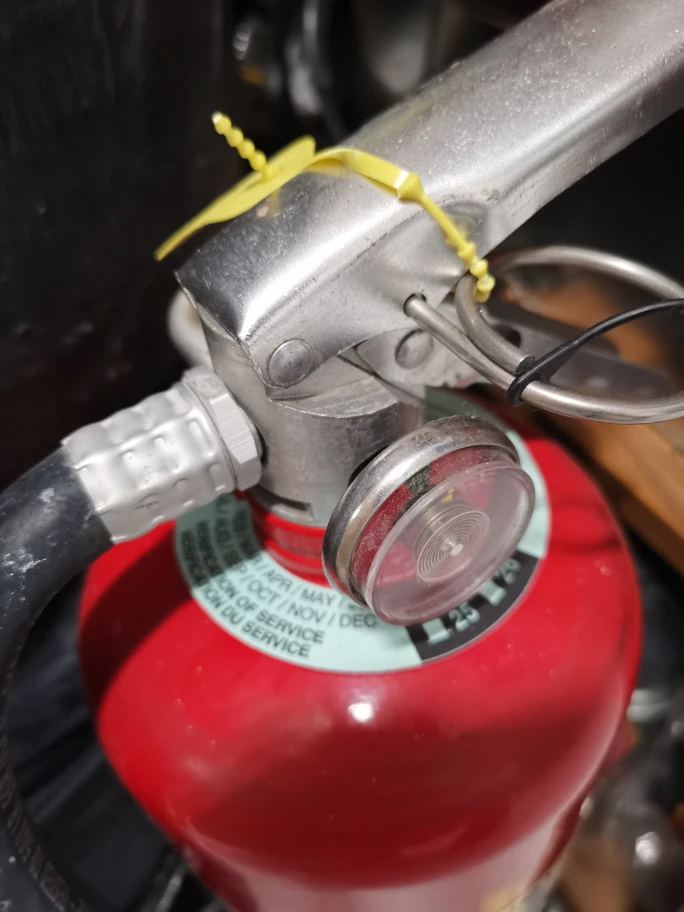 Fire extinguisher