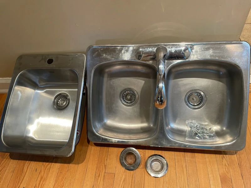 2 Stainless Steel Kitchen Sinks