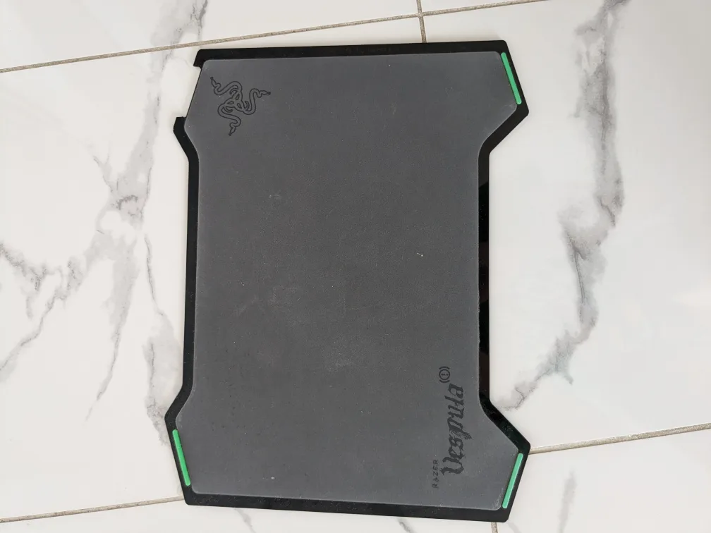 Razer Vespula Mouse Pad #freecycle image indicator(2)