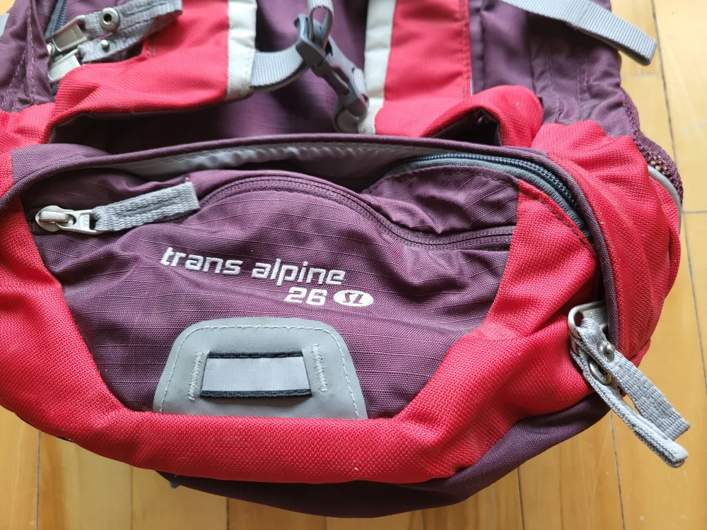 Deuter 26L Backpack w/ Rain cover image indicator(6)