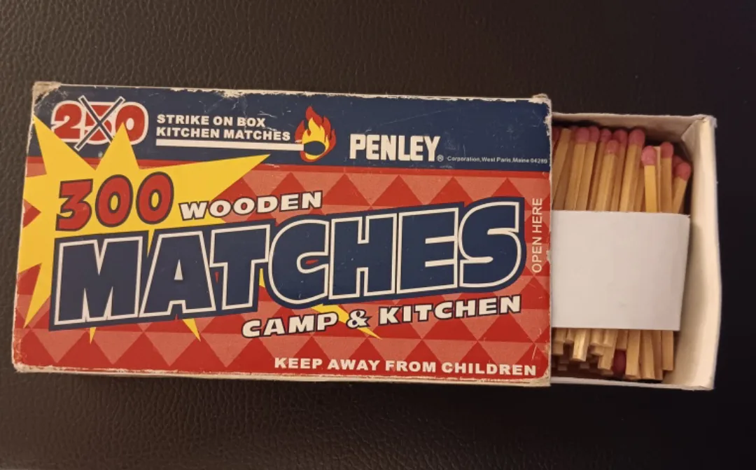 #freecycle Box of Wooden strike Matches image indicator(4)