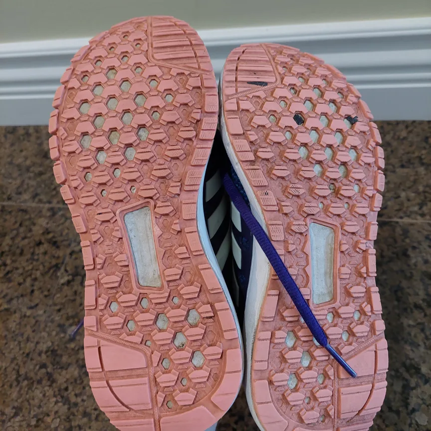 Adidas Women's Athletic Shoes Size 6.5 US image indicator(7)