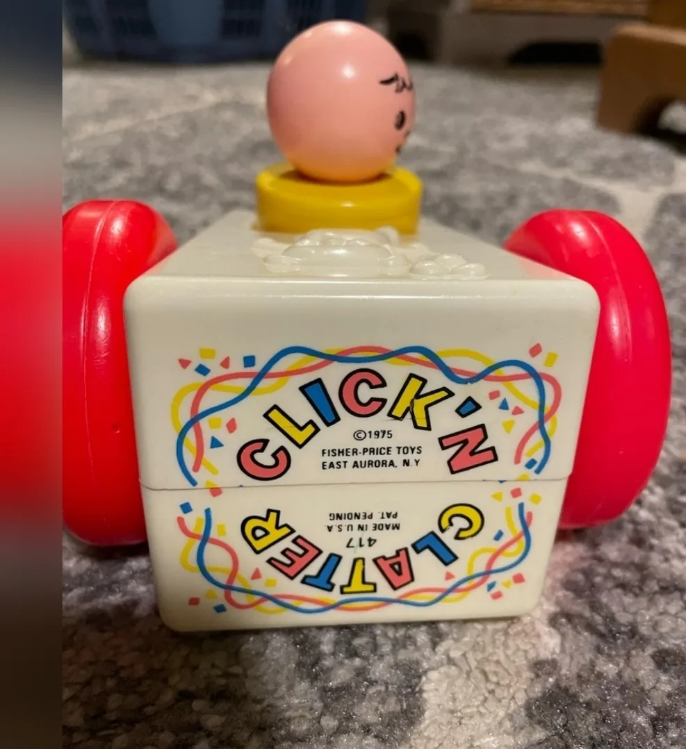 Vintage Fisher-Price Click N' Clatter Toy image indicator(2)