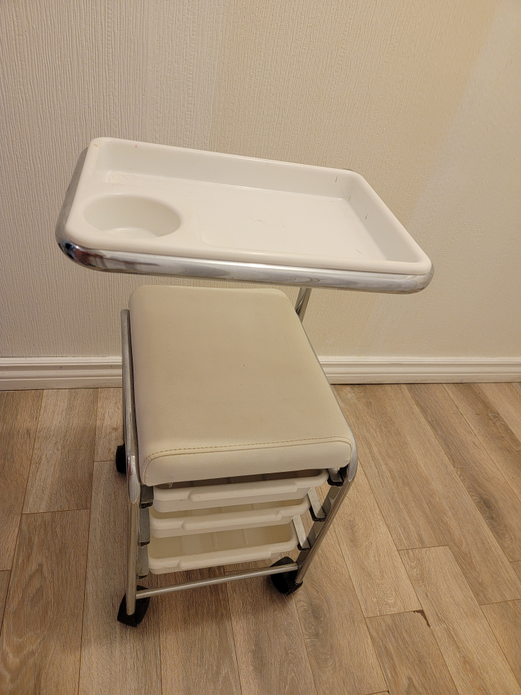 Salon Trolley with Stool and Drawers - photo 2