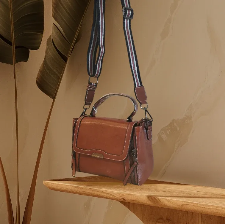 Brand New Brown Leather Shoulder Bag & Handbag image indicator(10)