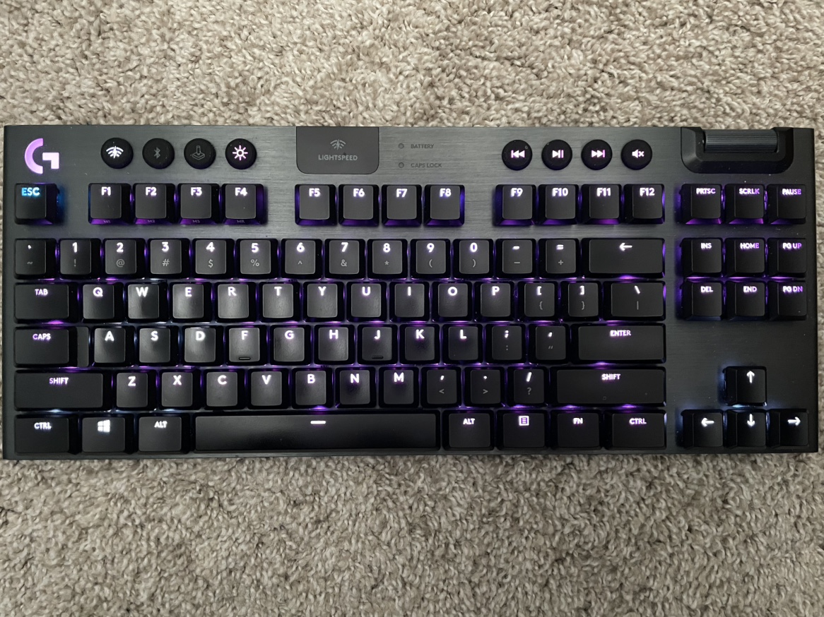Logitech G915 tkl wireless gaming keyboard