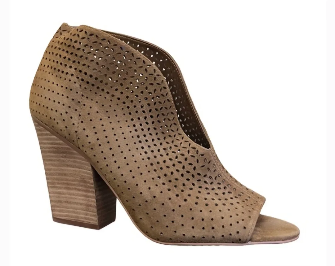 ❣️ New Vince Camuto Ankle Boots Tan Leather Peep Toe Size 6 image indicator(4)