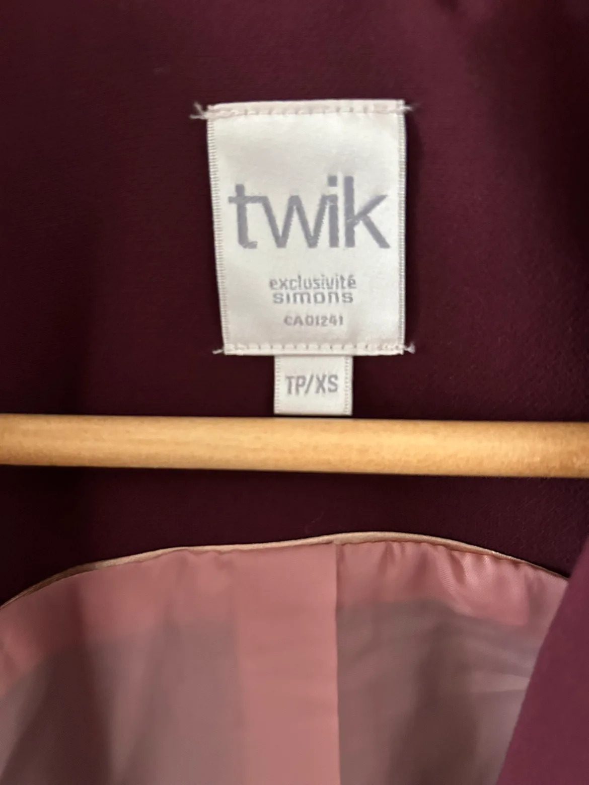 Twik Burgundy Sleeveless Blazer Vest image indicator(2)