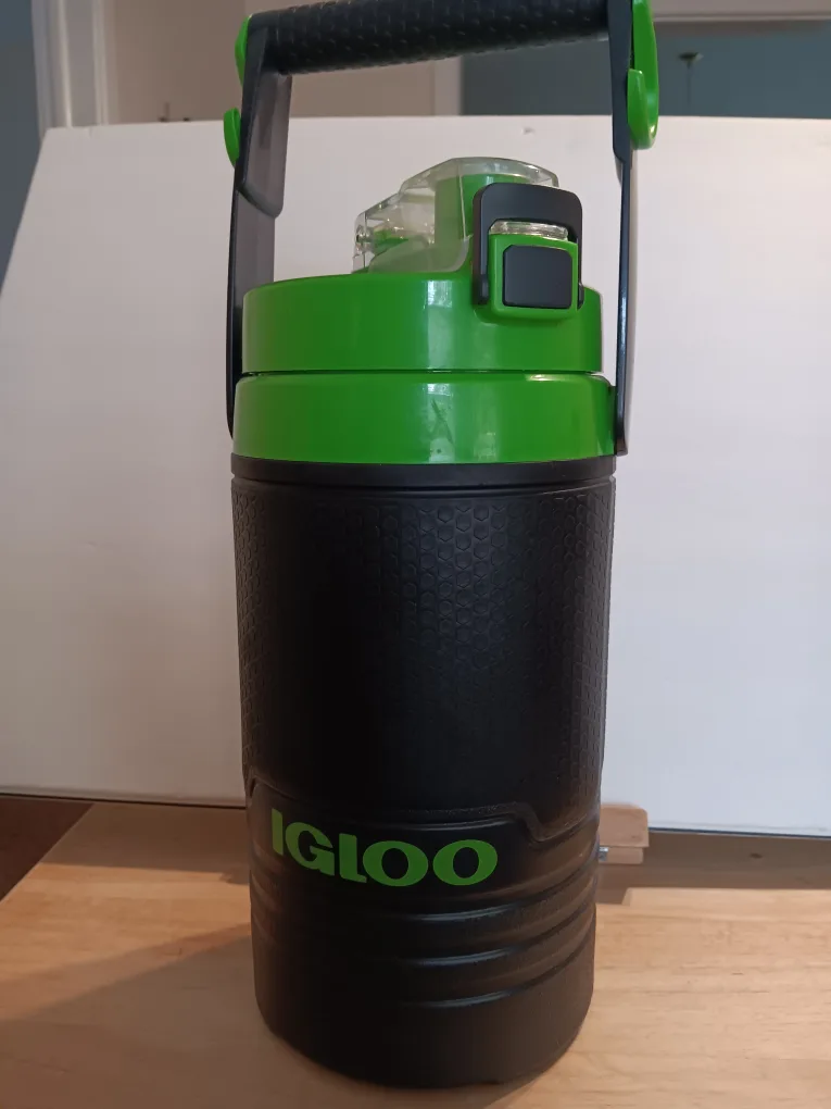 IGLOO 1/2 gallon jug thumbnail
