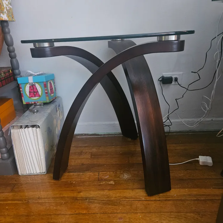 Set Of Two Glass Top  End Table image indicator(5)