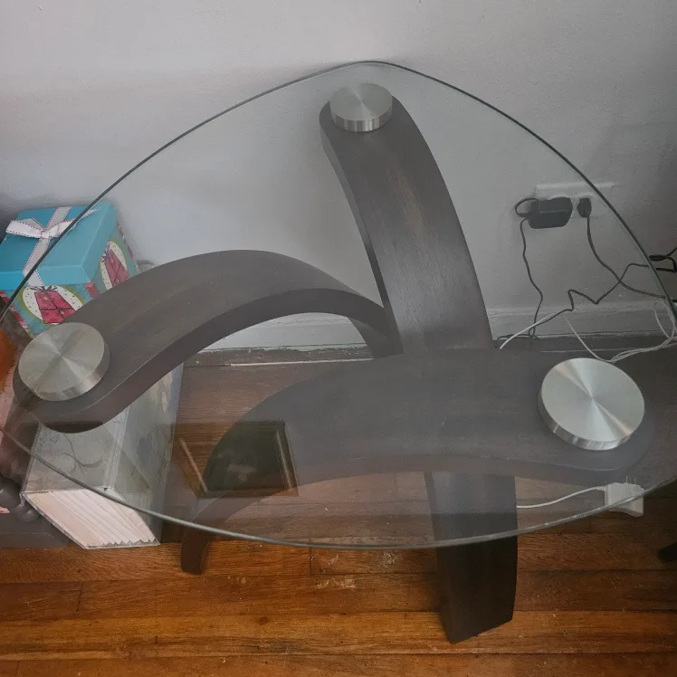 Set Of Two Glass Top  End Table image indicator(6)