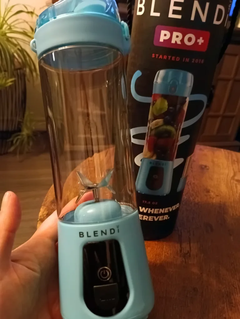 BLENDI Portable Blender light blue image indicator(2)