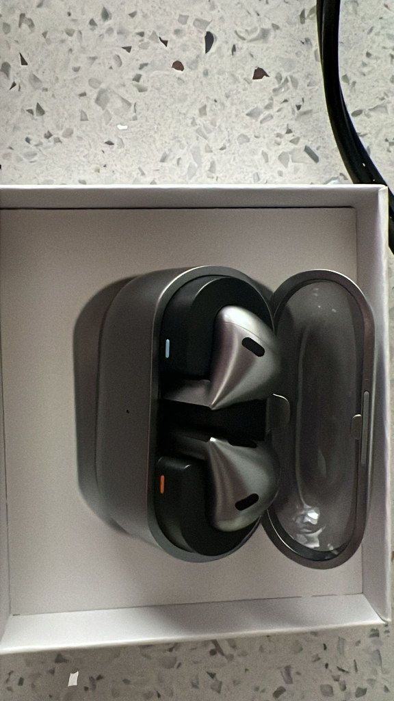 Samsung Galaxy Buds3 Wireless Earbuds - Graphite - photo 2