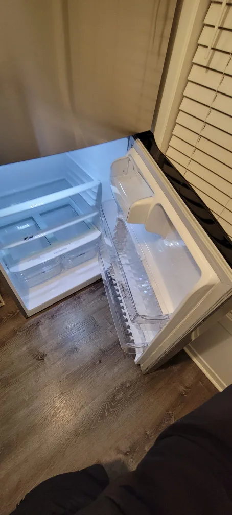 LG Stainless Steel Refrigerator image indicator(4)