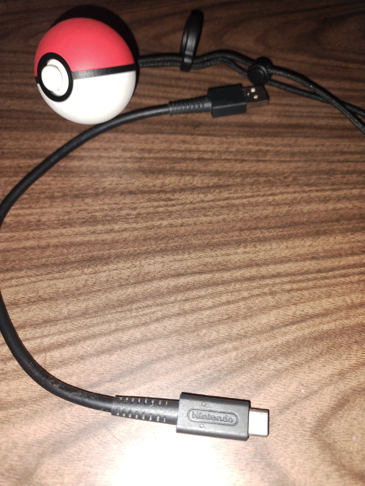 Pokémon Let's Go PokéBall Plus Controller - photo 3