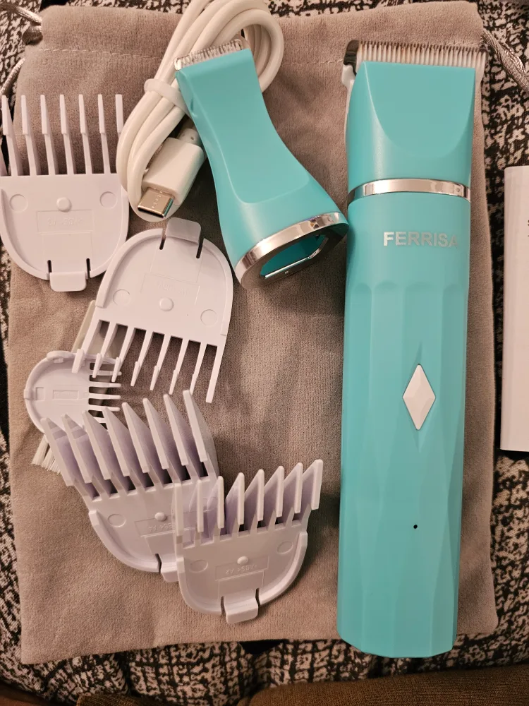 Dog Grooming Kit thumbnail