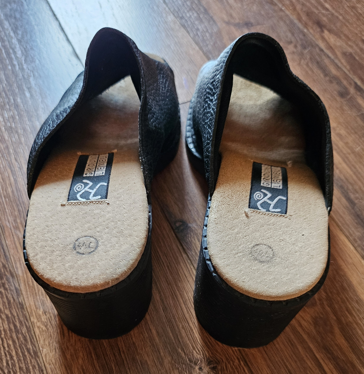 Ground Leather Women's Black Platform Slides - photo 4
