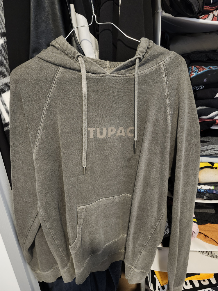 Tupac Sweater by Urban Outfitters