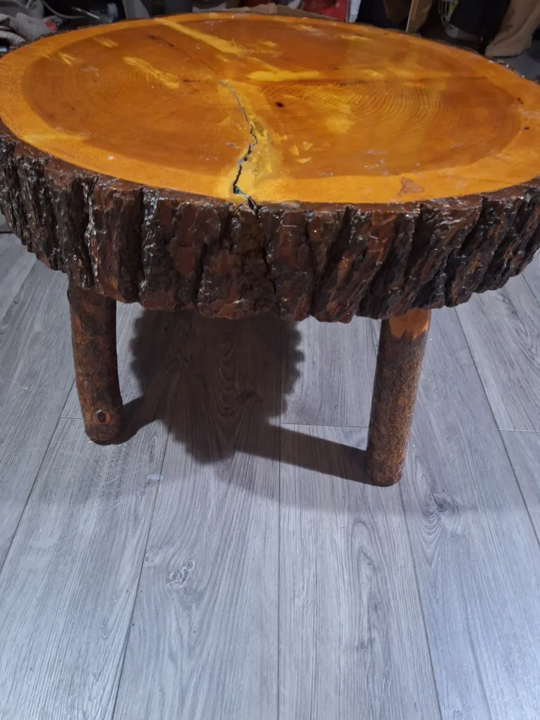 Rustic Live Edge Coffee Table image indicator(2)