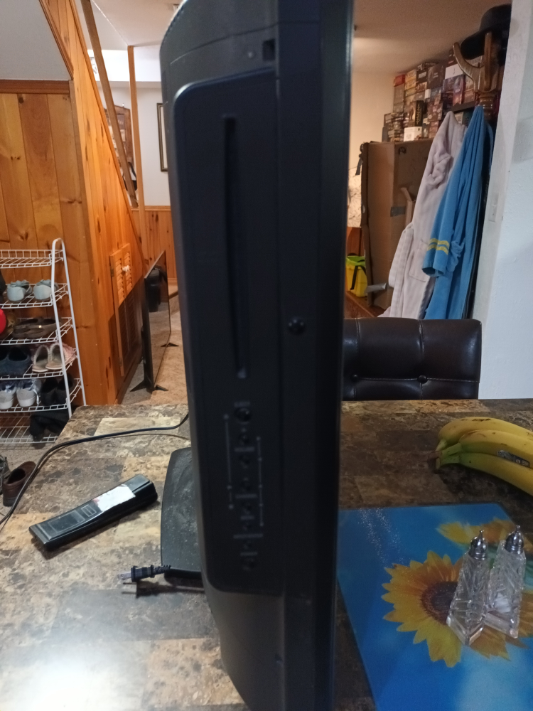 RCA 32'' flat screen TV - photo 2