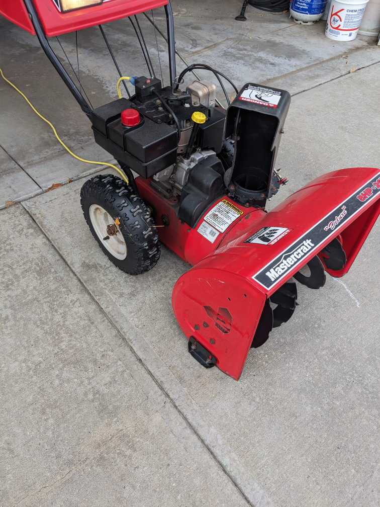 Mastercraft 8HP electric start Snowblower - photo 2