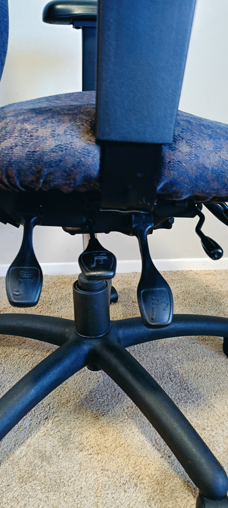 Office Chair - photo 4