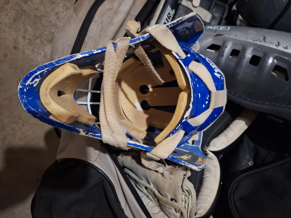 Itech Goalie Mask image indicator(2)