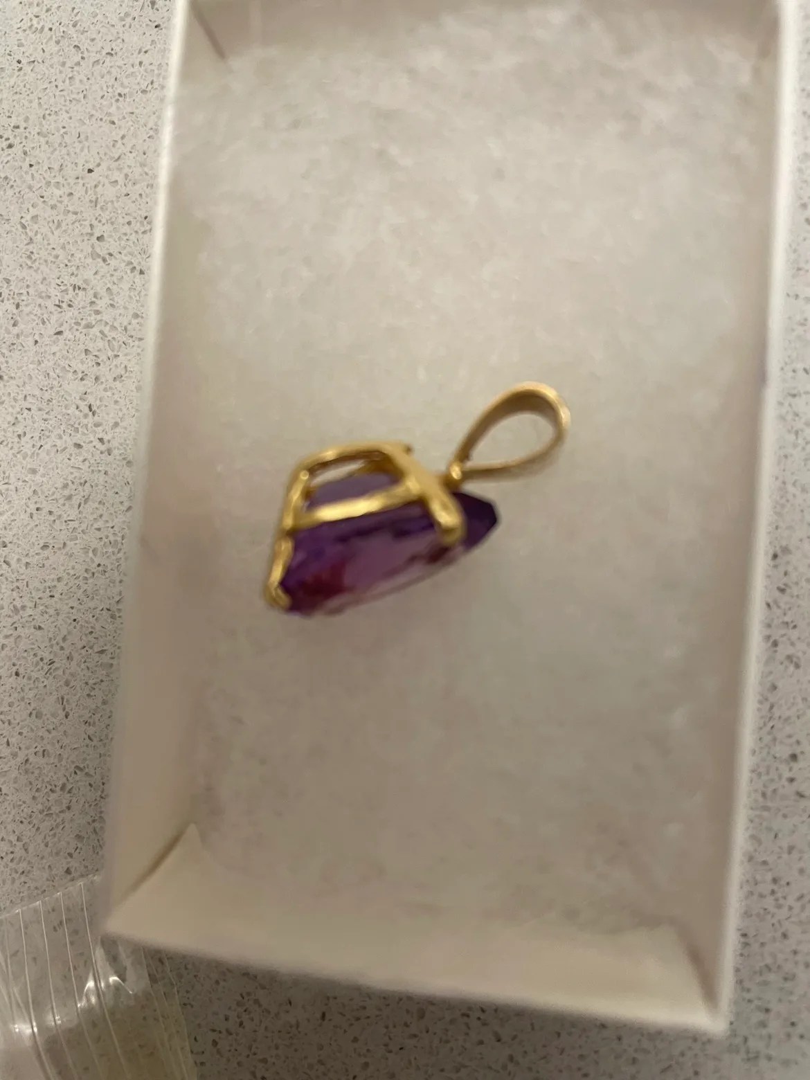 10k Yellow Gold Amethyst Pendant image indicator(4)