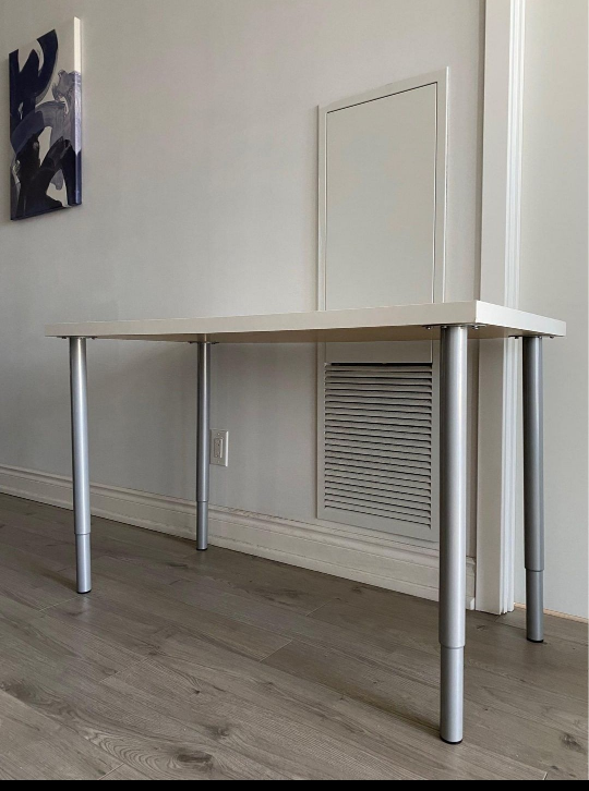 IKEA White Desk - photo 4