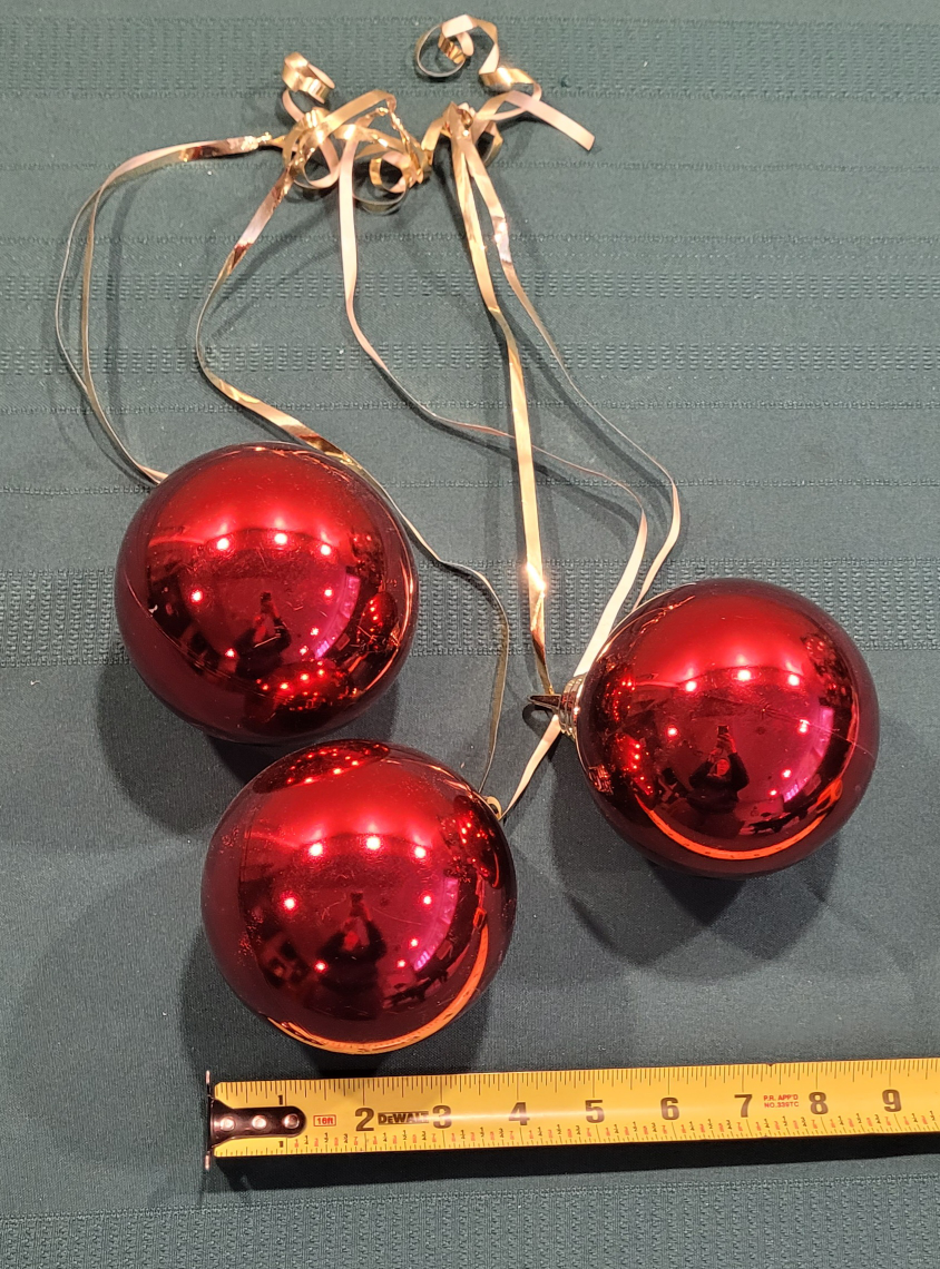 Set of 3 Red Christmas Ornaments - photo 2