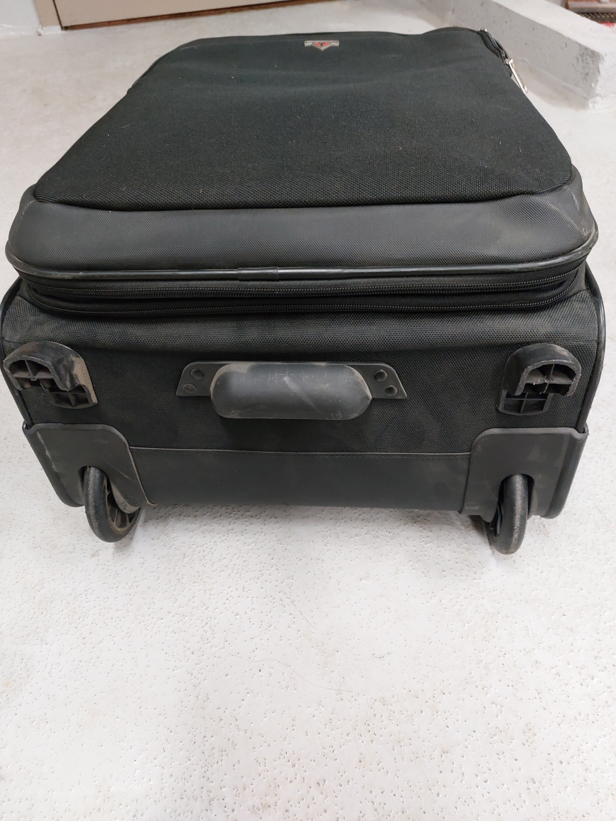 Hardside Rolling Suitcase