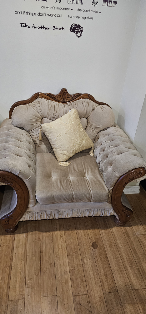 Antique beige 3-Piece Living Room couch Set - photo 3
