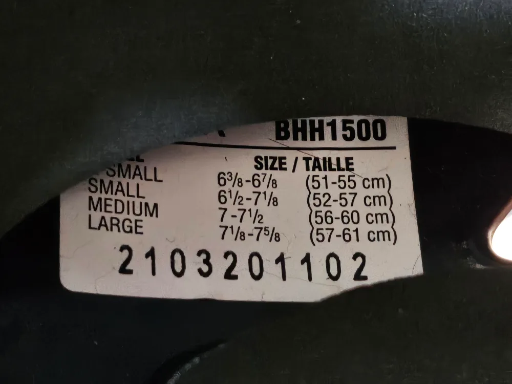 Kids Small Bauer Hockey Helmet with Cage image indicator(6)