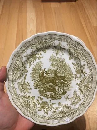 Nuova Fontebasso Scalloped Dinner Plate Transferware Deer Forest image indicator(6)