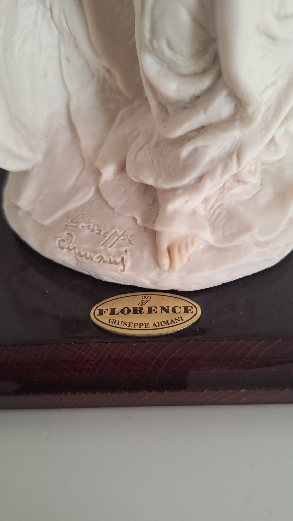 Giuseppe Armani Florence Figurine 'Madonna and Child' - photo 2