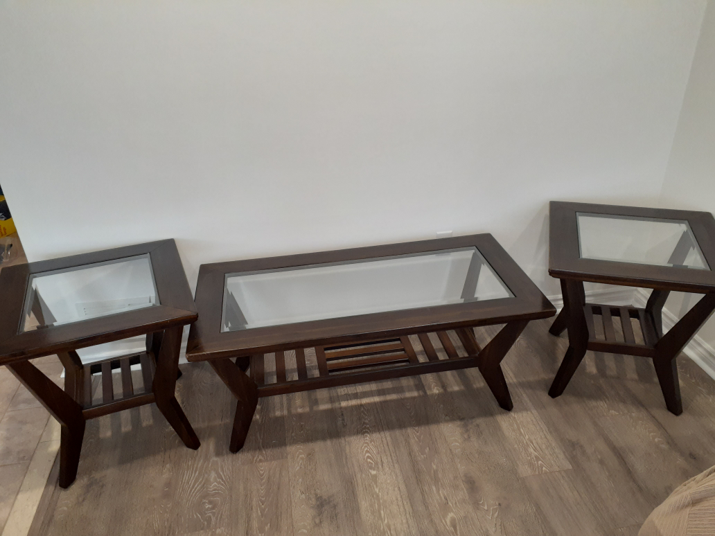 3-piece Ashley Glass & Solid Wood Coffee Table Set - photo 3