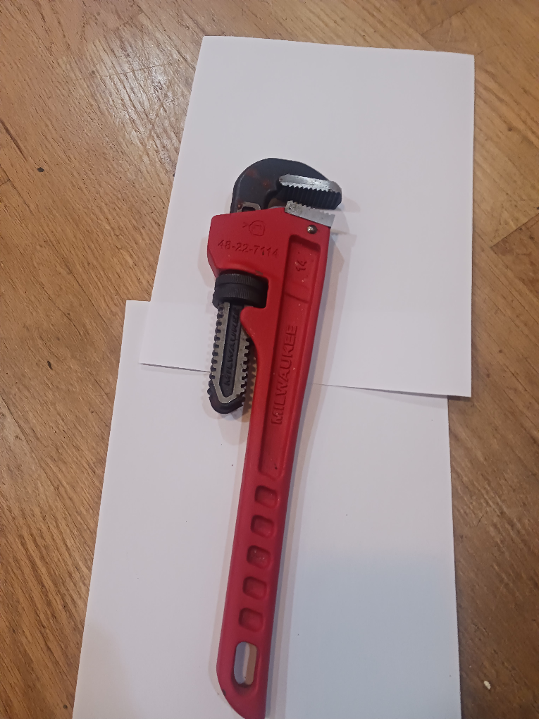 Milwaukee 14" Pipe Wrench - photo 2