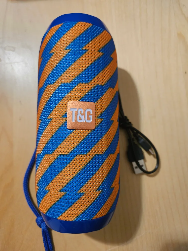 LN)T&G Wireless Portable Bluetooth Speaker thumbnail