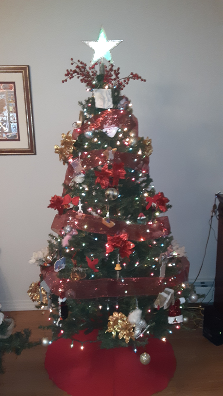 6 ft Christmas Tree, lights, decorations