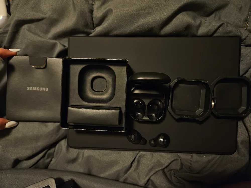 Samsung Galaxy Buds Pro Wireless Earbuds image indicator(3)