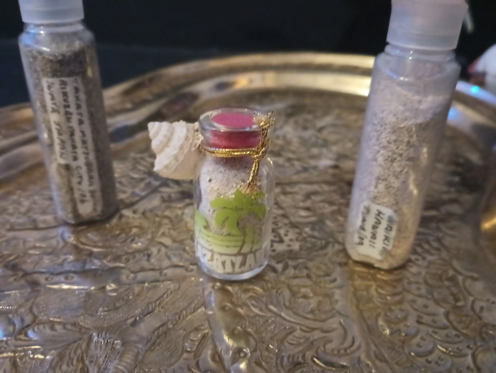 Sand Bottle Souvenir - photo 2
